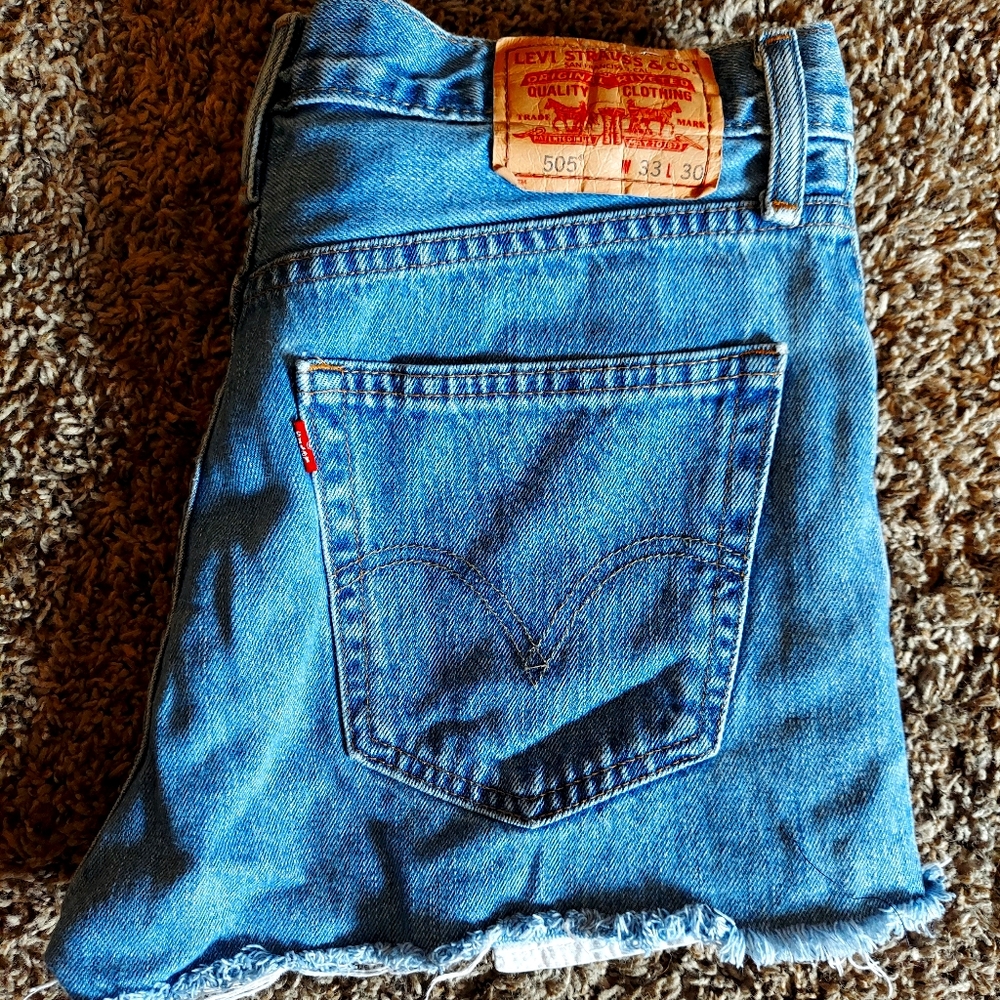 High-Waisted Distressed Levi Shorts